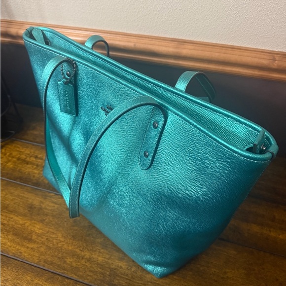 ❌❌❌ SOLD Coach Tote - Picture 7 of 12